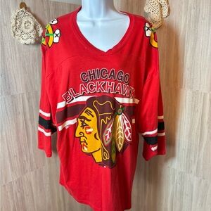 Team Rated Vintage 90’s Chicago Blackhawks Red Graphic Tee Unisex